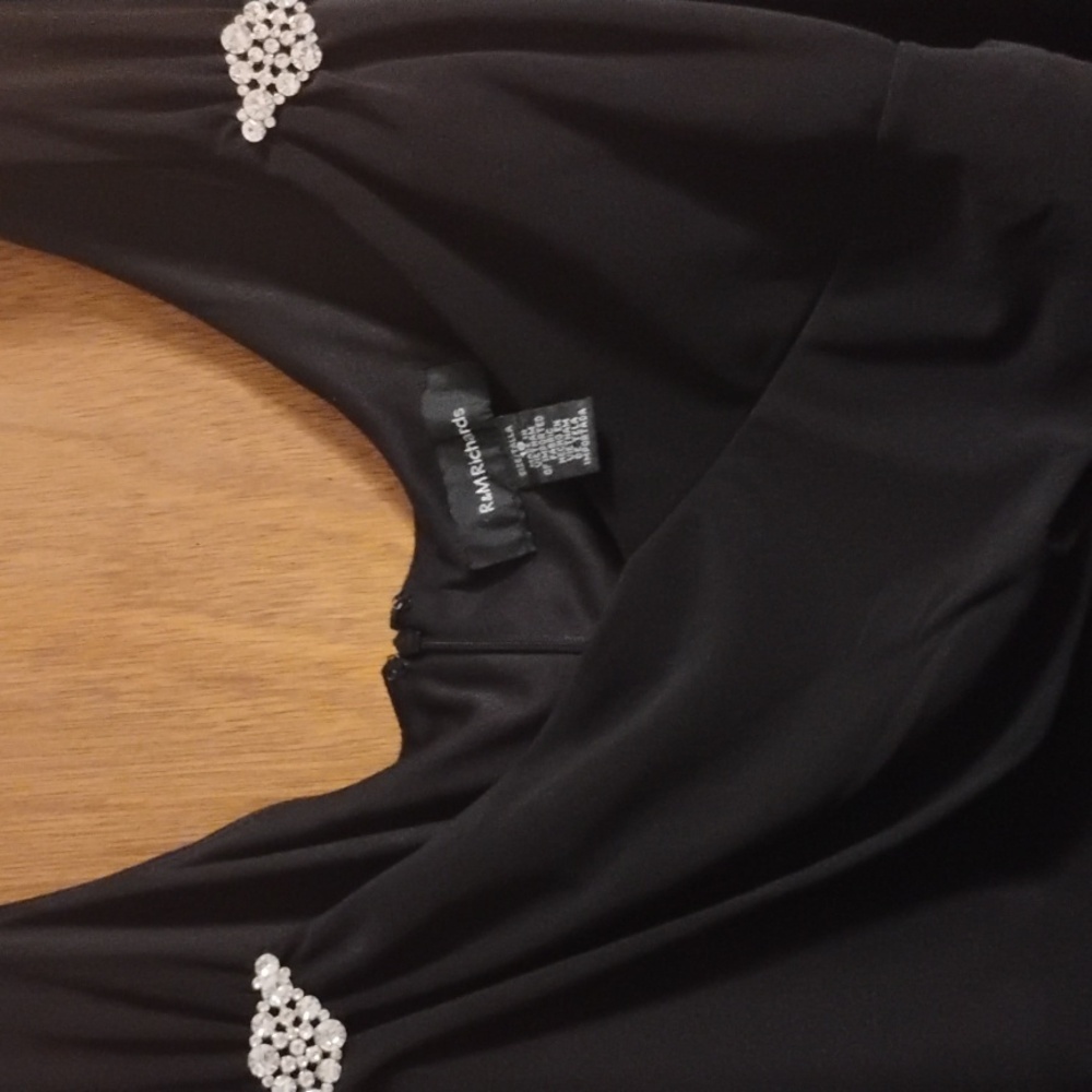 Cold Shoulder Formal Dress - Picture 6 of 6